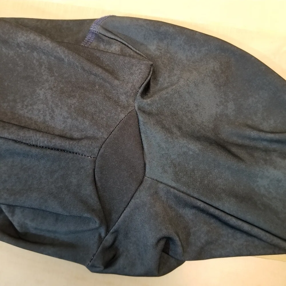 {M} Onzie Pebble Tie Dye High Rise Midi Legging - Image 7