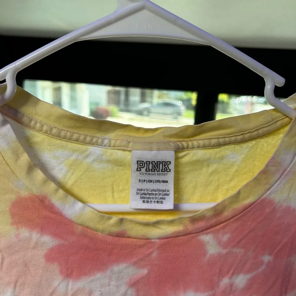 Victoria secret size small shirt - Image 3