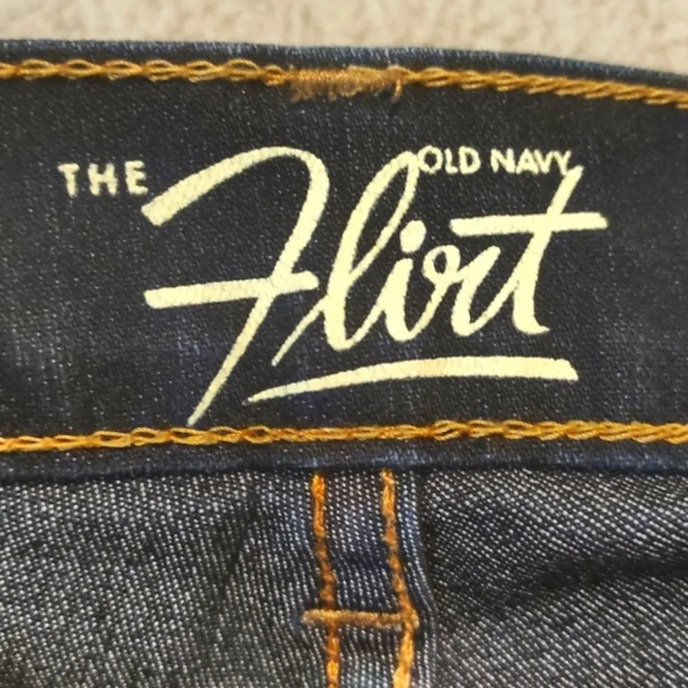 Old Navy Dark Blue Denim Bootcut Flirt Jeans Size 8 EUC #6283 - Image 8