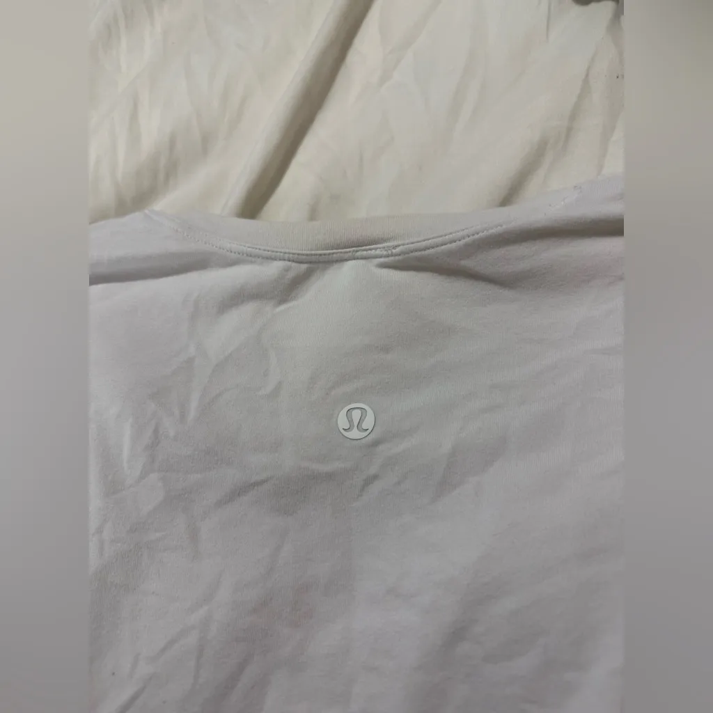 Lululemon women’s long sleeve - Image 6