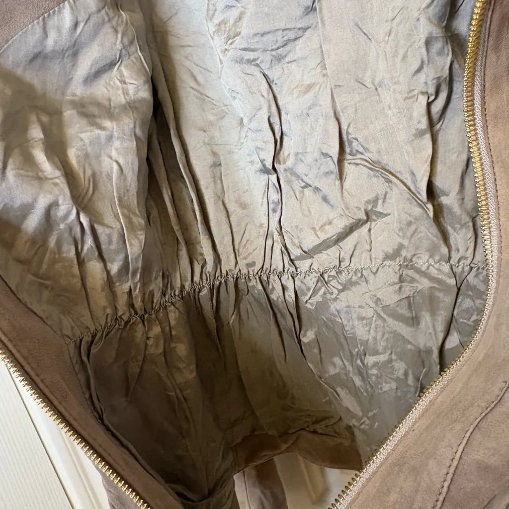 Escada Taupe Goat Suede Leather Moto Jacket | EU 36 / US 4 Designer Luxe Chic Tan - Image 16