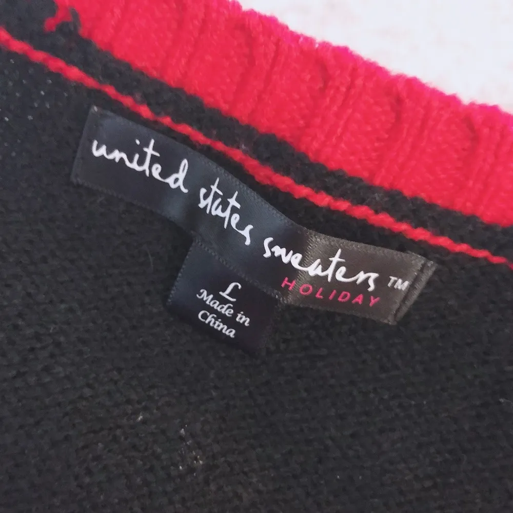 United States Sweaters Crewneck Holiday Sweater in Black/Red, Size L EXCELLENT - Image 7