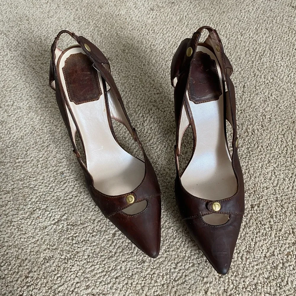 Authentic Dior Escar12 Marron Clair pointed toe leather pumps - Image 6