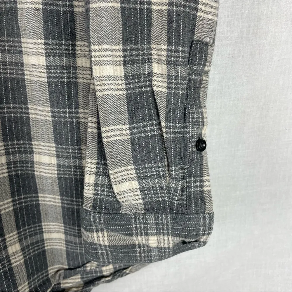The North Face Women's Grey Plaid Long Sleeve Flannel M - Image 2
