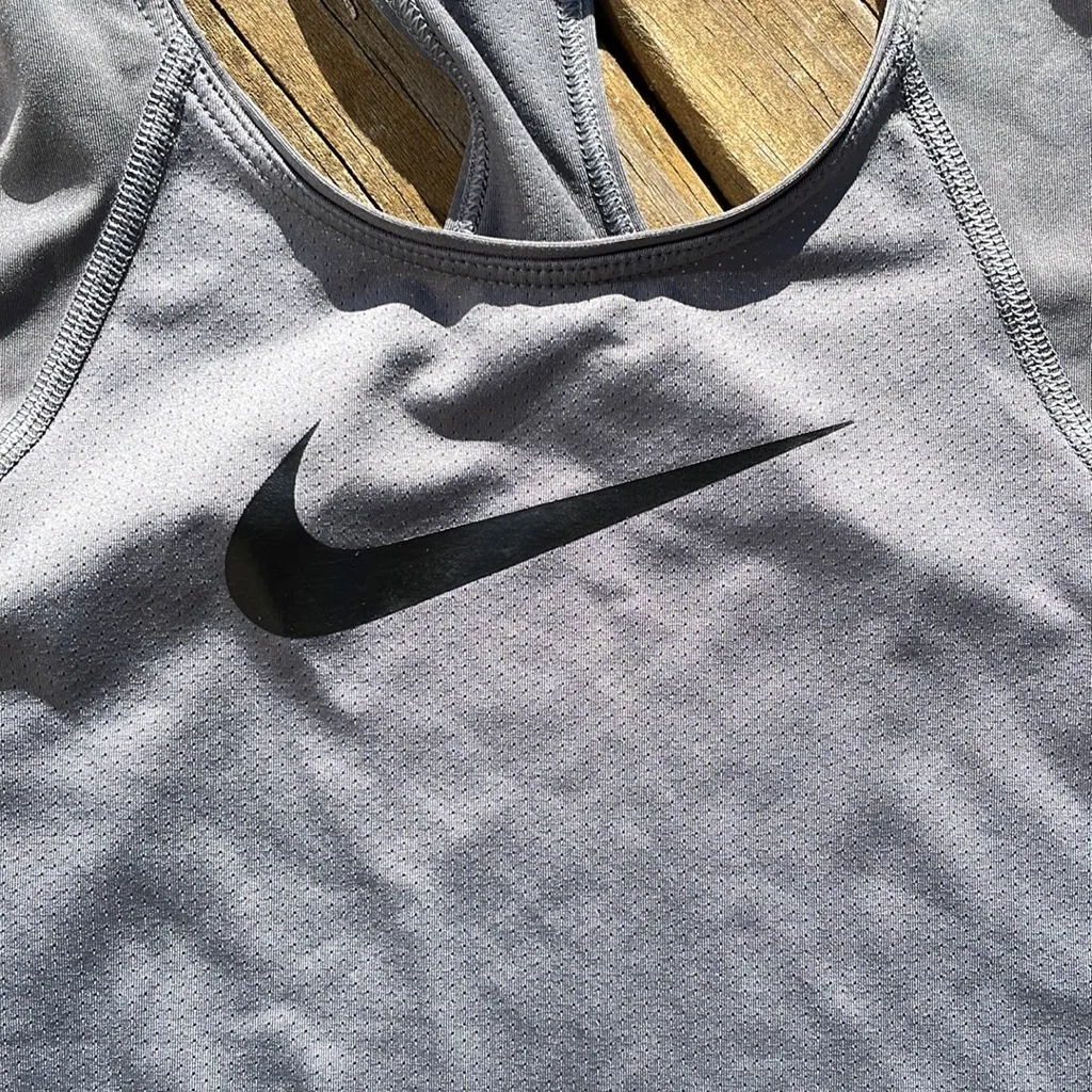 Nike Dri Fit Tank Top Size Small - Image 2