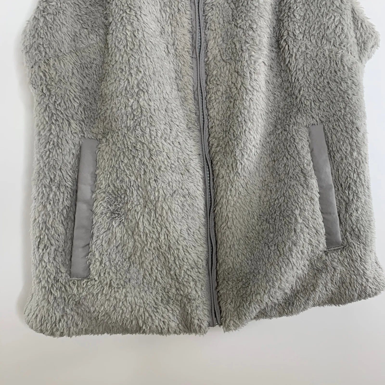 Patagonia Los Gatos Fleece Vest Size Medium Grey Womens Full Zip - Image 5