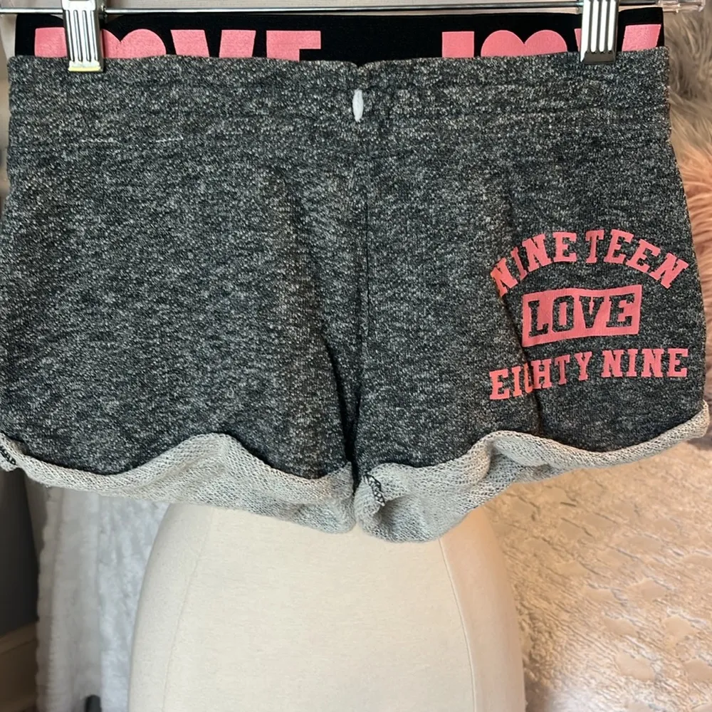 No Boundaries Cute Comfy Knit Heather Black Women's Shorts - Image 4