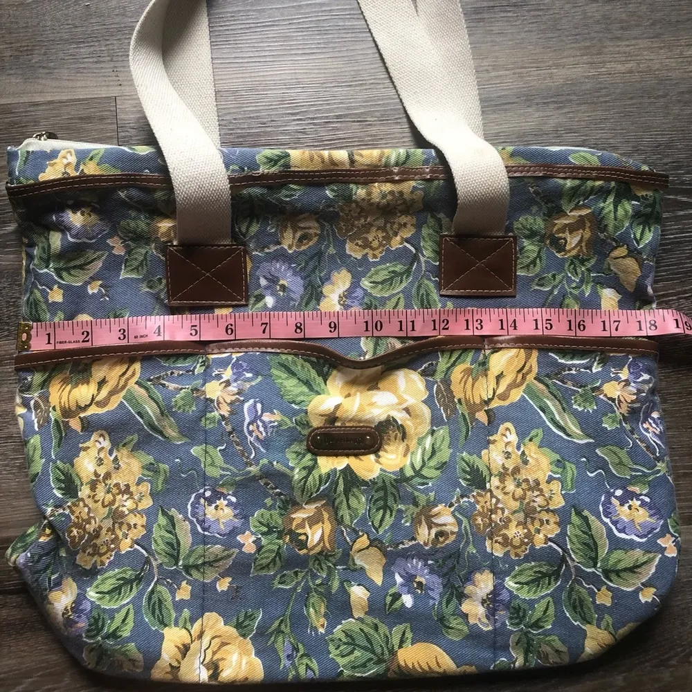 Vintage Carpetbags of America Blue Floral Tote - Image 4