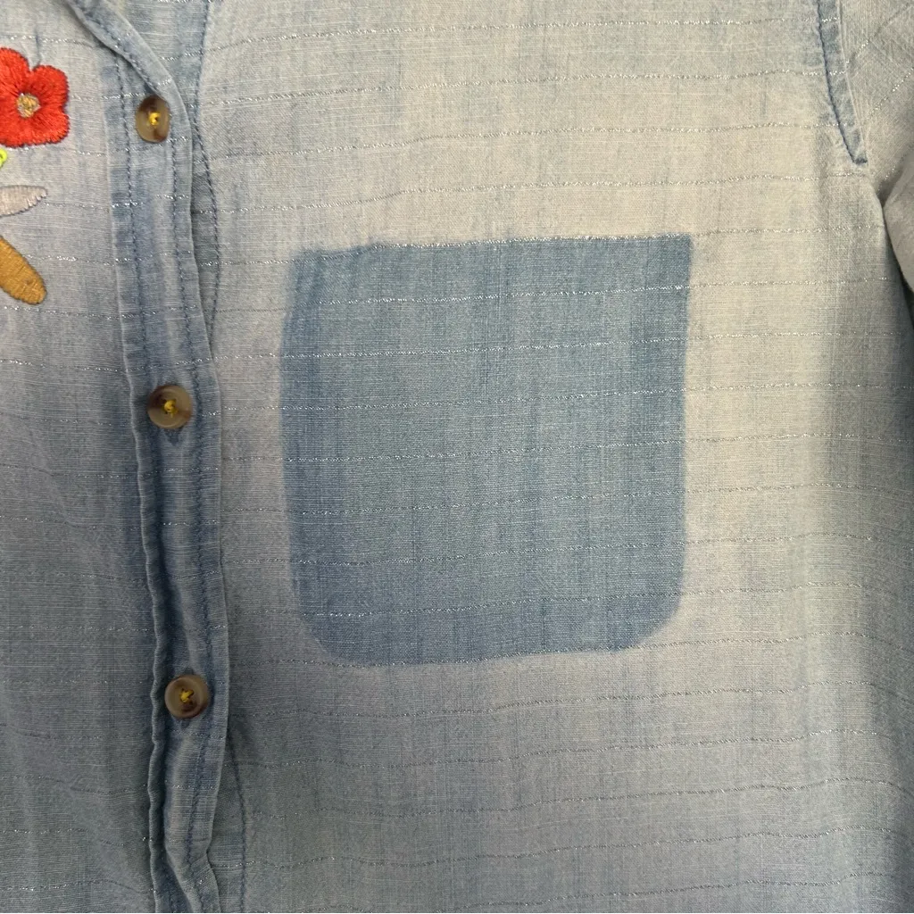 Anthropologie Maeve Boise Embroidered Patch Pocket Chambray Button Down Shirt - Image 3