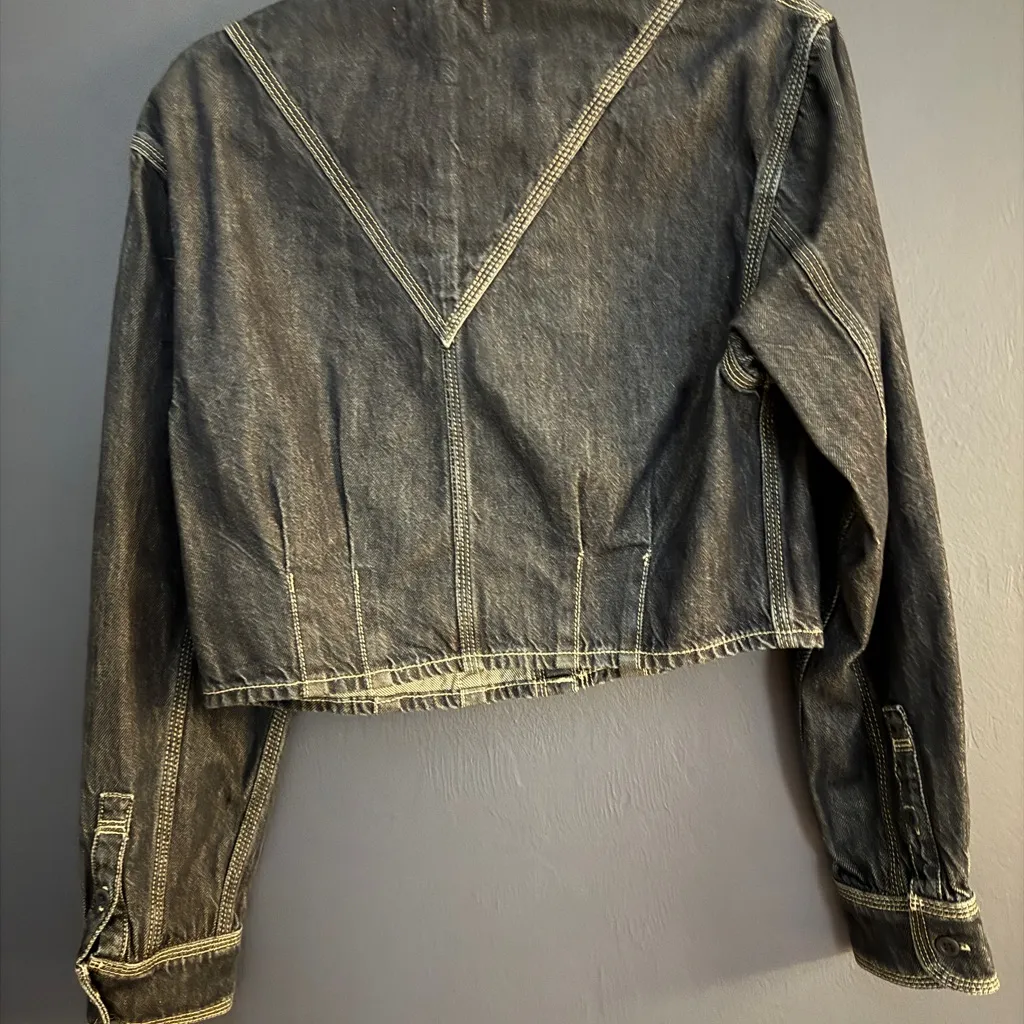 Madewell denim crop Jean jacket shirt size medium - Image 5