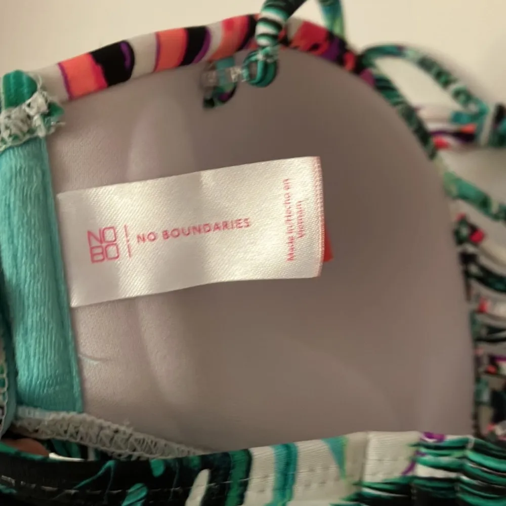 No Boundaries tropical print halter/bandu style bikini swim top - Image 8