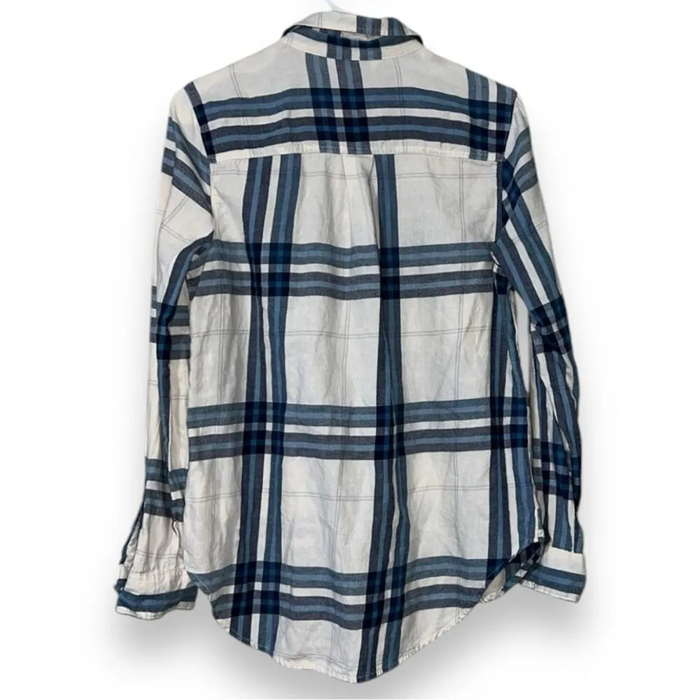 OLD NAVY the classic shirt women’s size medium blue cream plaid long sleeve - Image 4