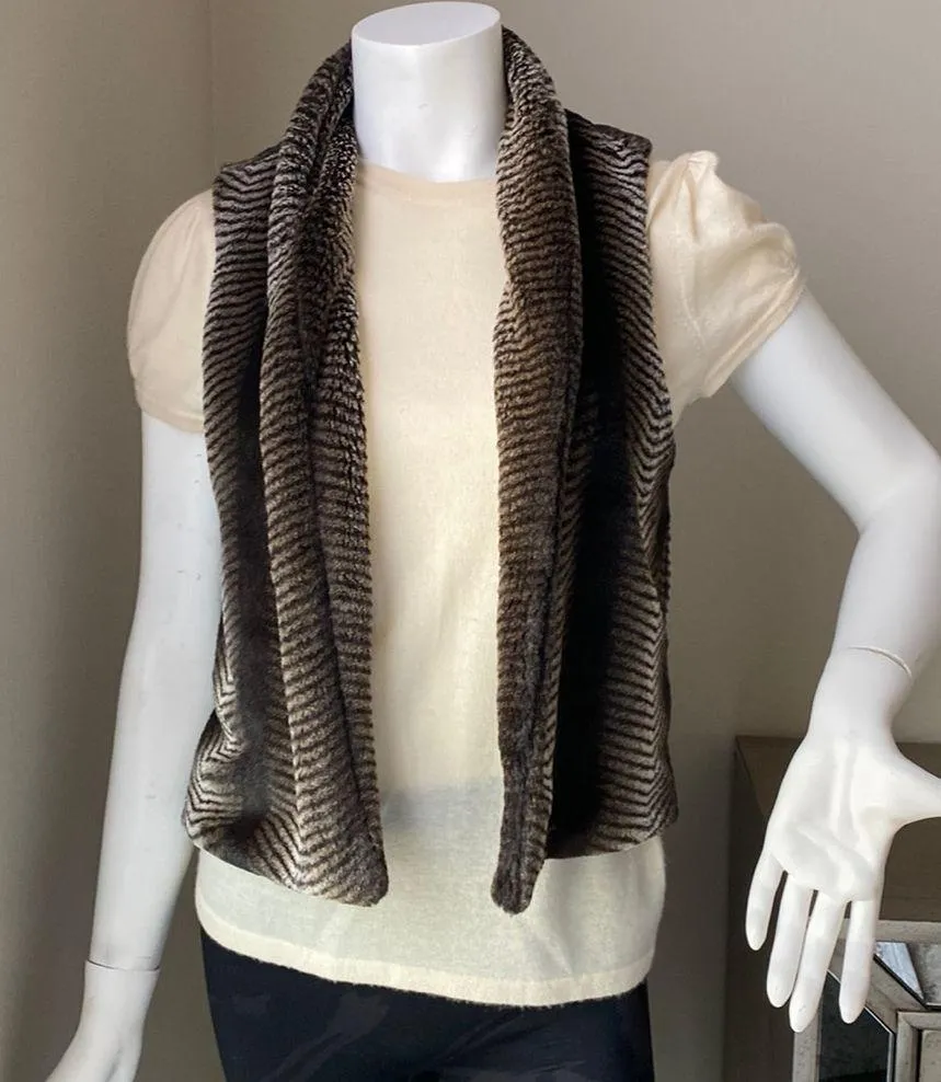 Tart Acrylic Faux Fur Vest - Image 2