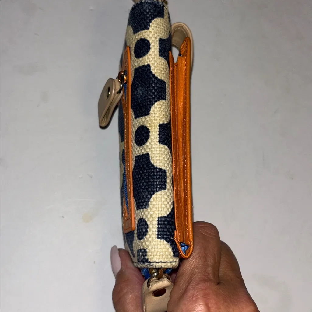 SPARTINA WALLET BLUE AND CREAM TAN LEATHER WRISTLET STRAP SMALL PHONE HOLDER - Image 6