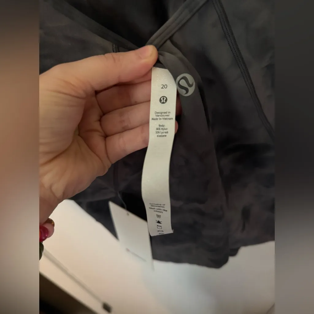 NWT Lululemon Align T-Shirt Diamond Dye Lunar Rock Black Tie-Dye Women's Top - Image 8