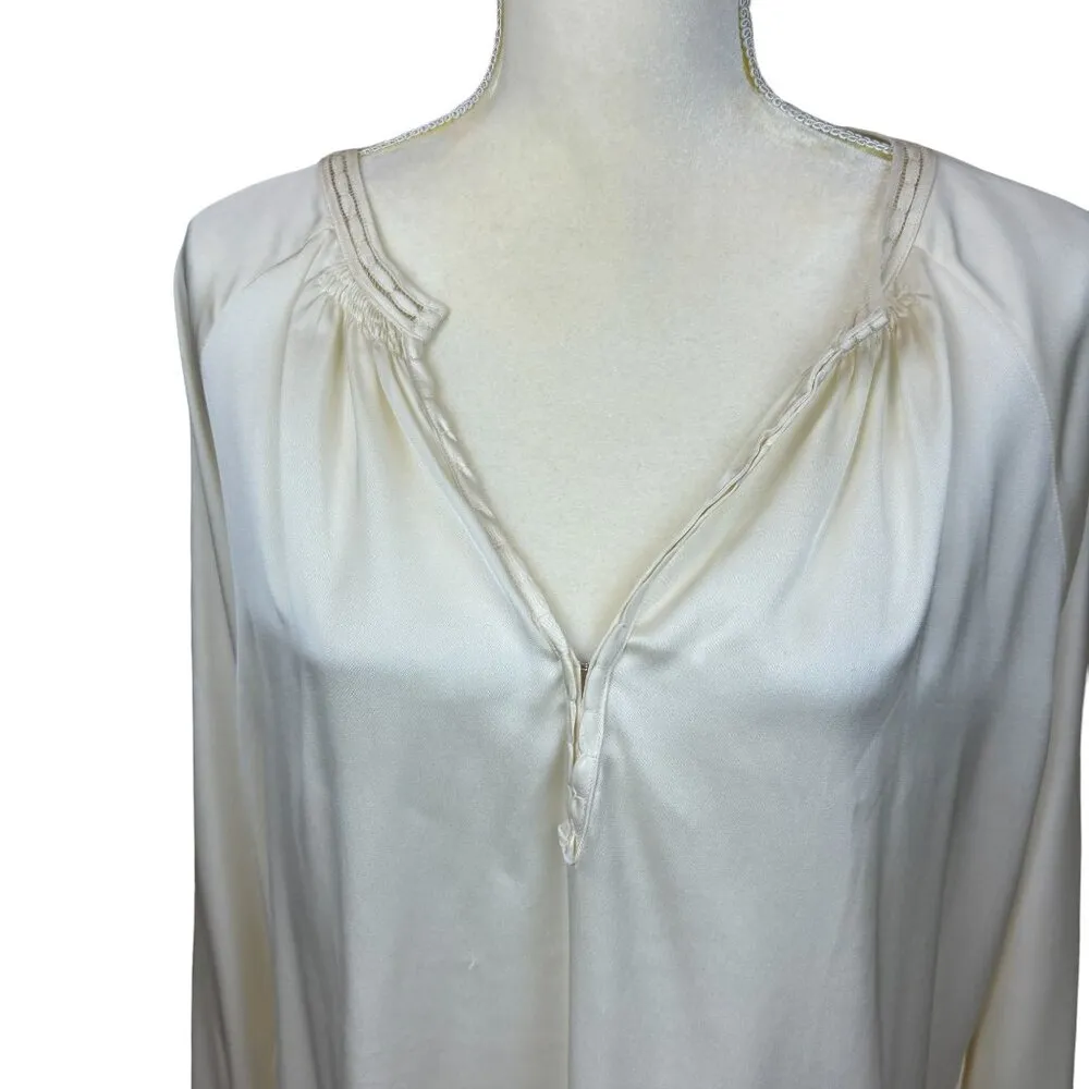 Vince blouse, size Medium, silk, luxury, party, dressy, smocked, buttons - Image 2