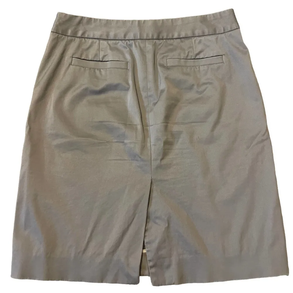 J.Crew Gray Lencil Skirt With Button Detail Size 4 - Image 5