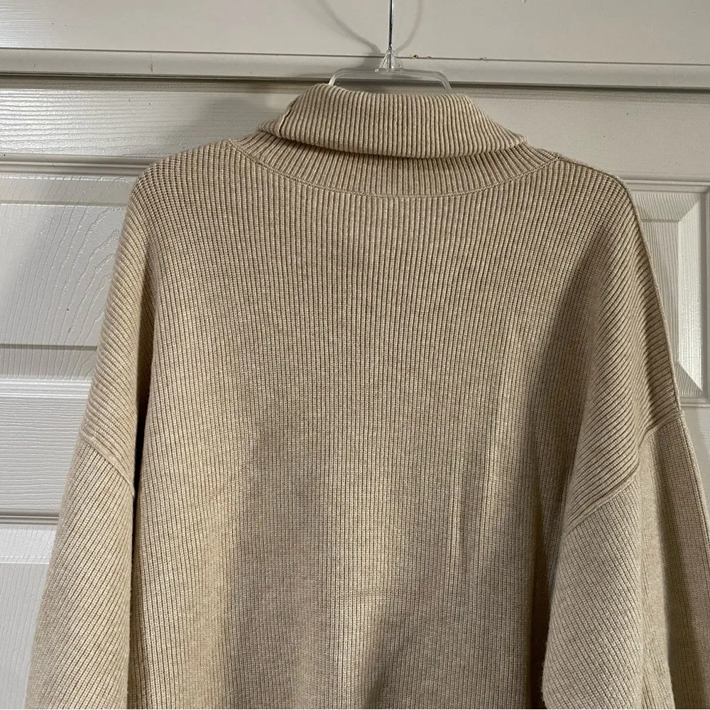 Free People Softly Structured Turtleneck Sweater Tunic Oatmeal Heather Size L - Image 9