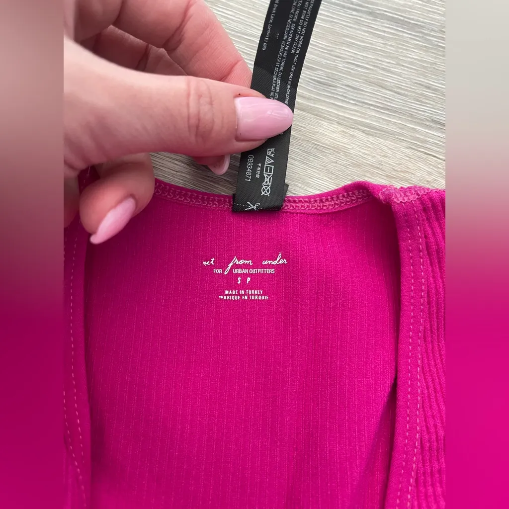 SET OF 2 CROP TOPS V DEEP CUT S - Image 5