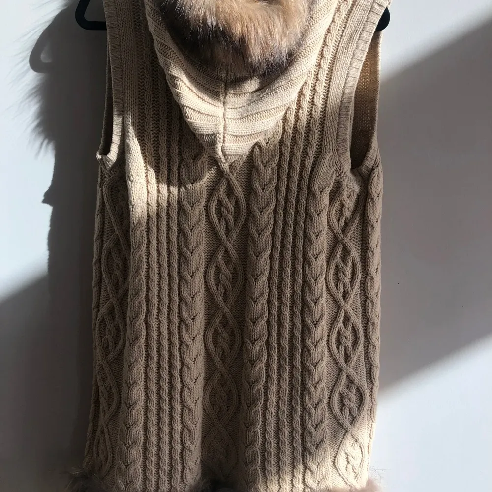 Linda Richards Cable Knit Fur Vest Tan Size M - Image 8