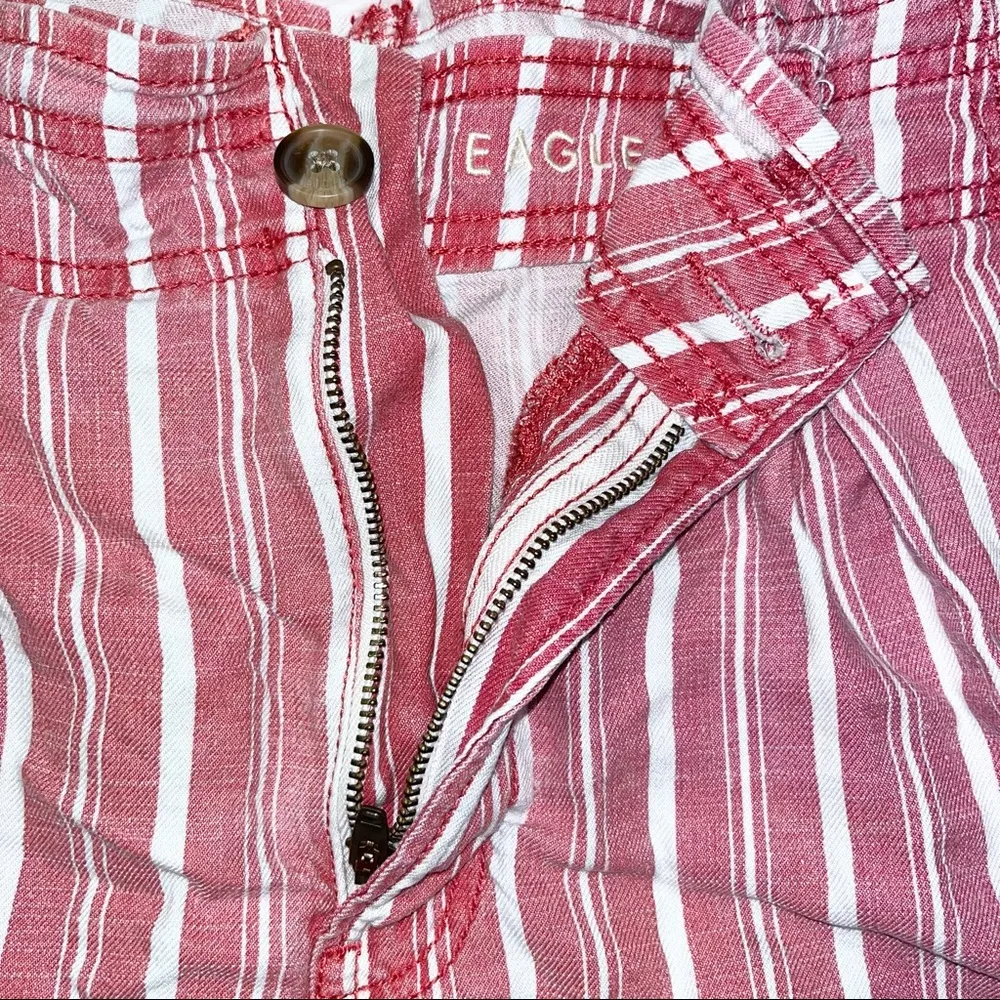 AMERICAN EAGLE High Rise Linen Red White Striped Paperbag Short Shorts 4 - Image 9