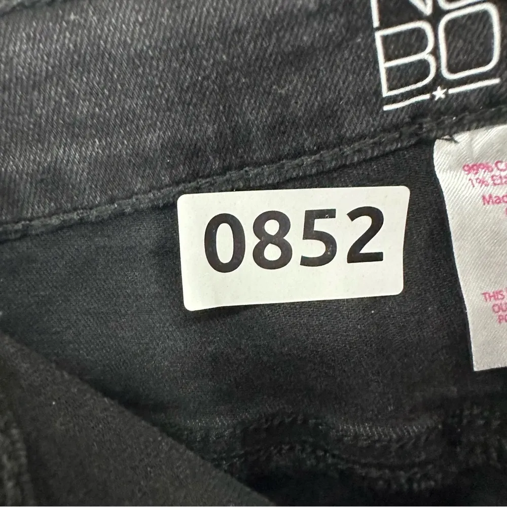 NWT No Boundaries High Rise Crop Flare Stretch Distressed Jeans Women’s 9 Black - Image 11