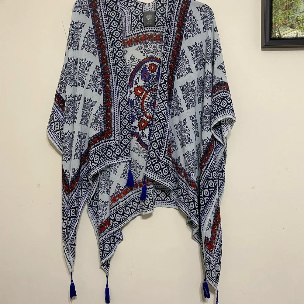 Vince Camuto Ruana Top Tassel Open Front Poncho Wrap Shawl Kimono Cover O/S - Image 9