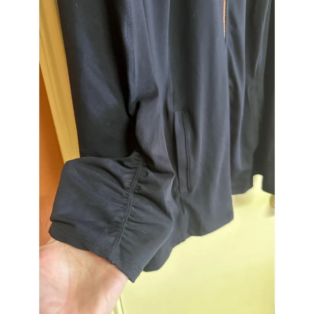 Black Livi 26 Full - Image 4