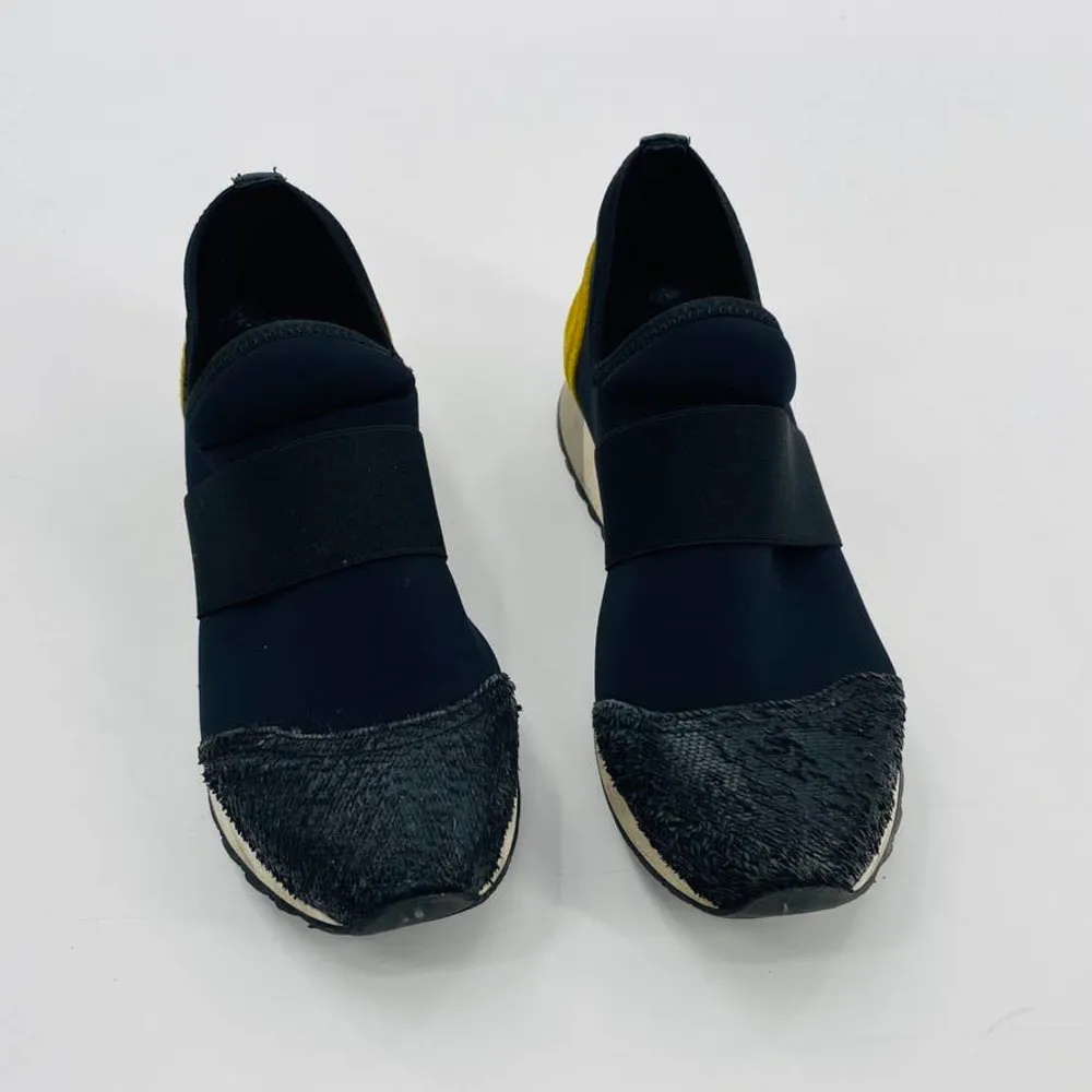 M. Gemi Colorblock Neoprene Slip on Sneakers Size 37 Black Gold Textured Toe - Image 3