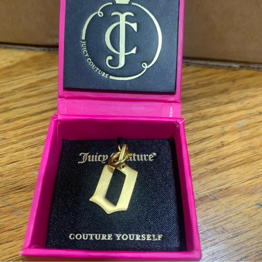 Juicy Couture Gold Charm in Box - Image 2