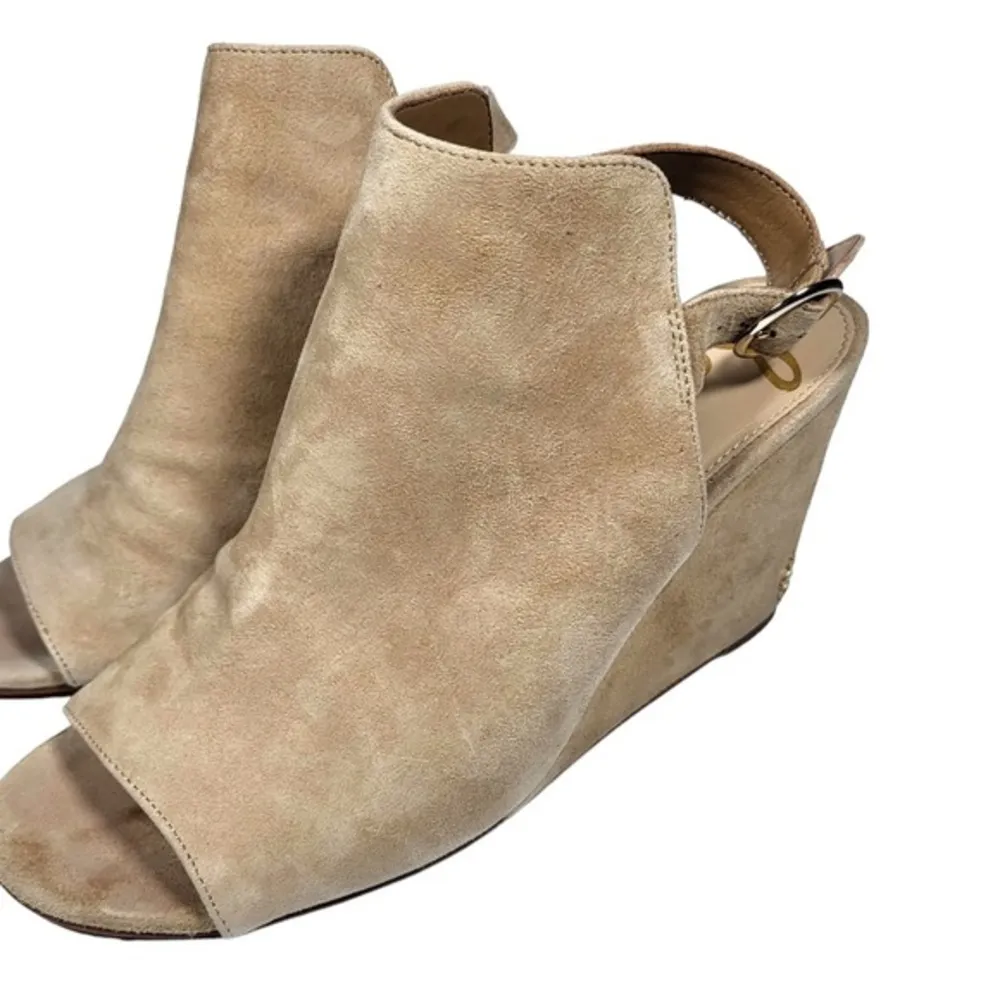 Sam Edelman Warick Suede Wedge Sandal in Camel - Image 88