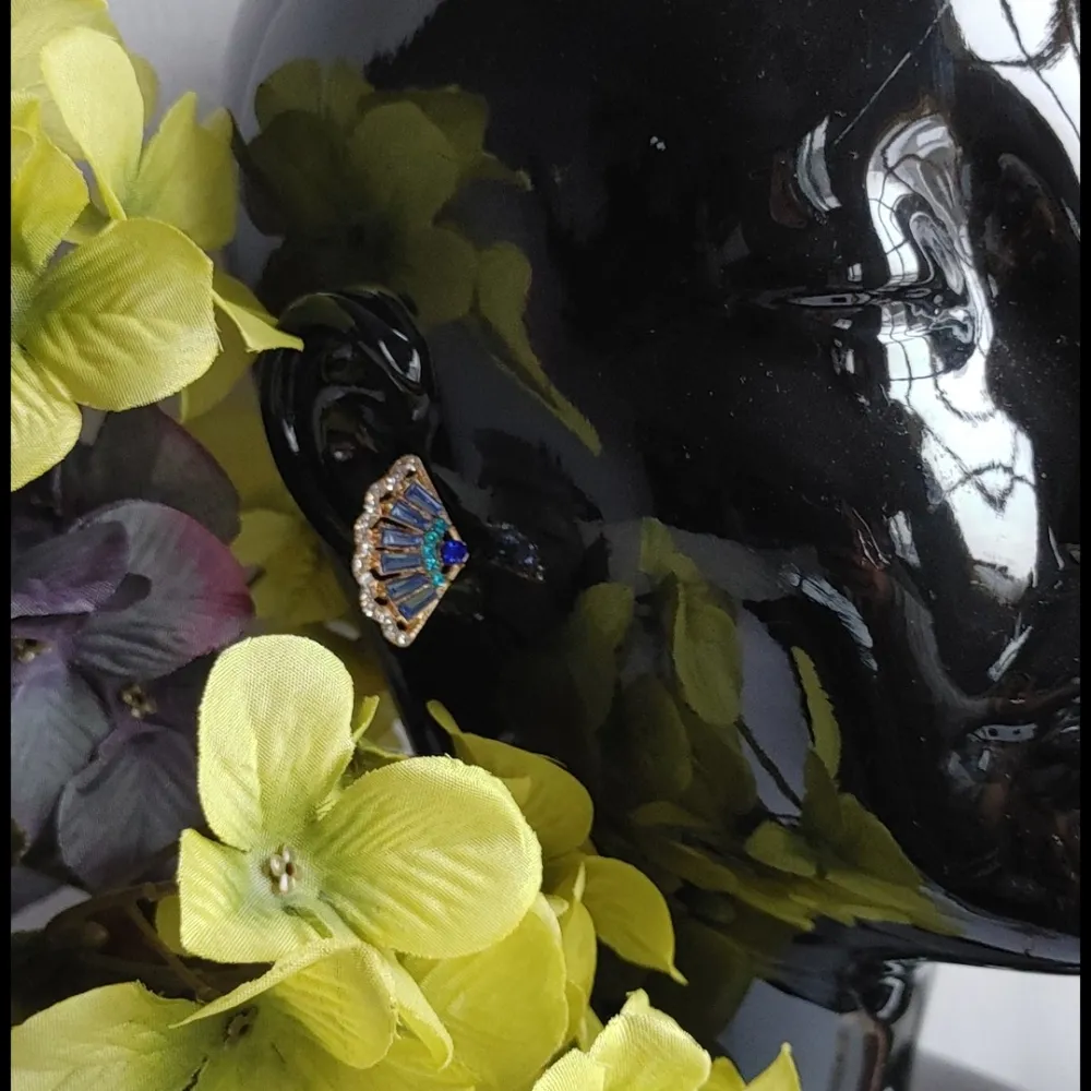 Blue Crystal Fan Post Earrings Green - Image 3