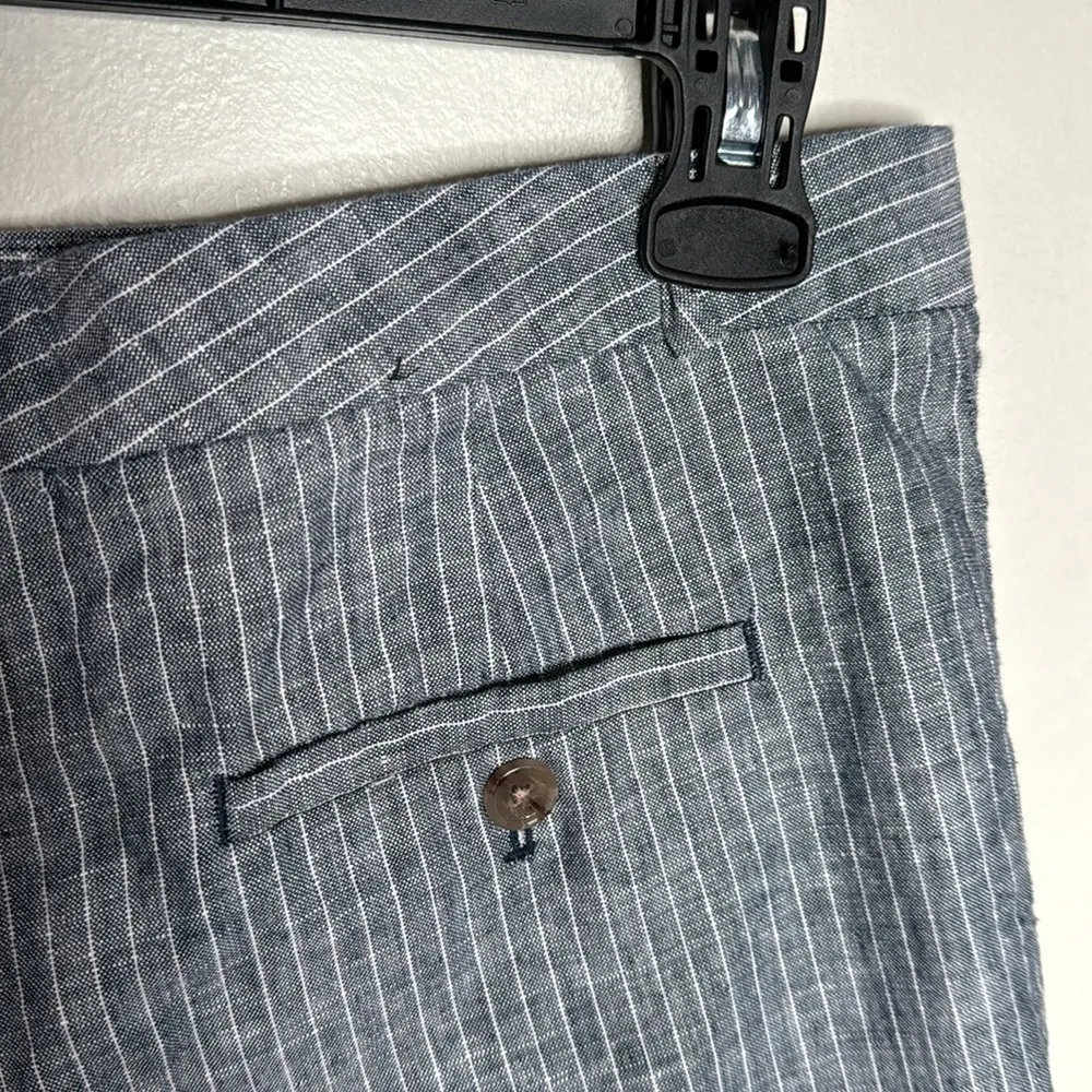 Banana Republic Factory pinstripe linen blend mini shorts size 0 Blue - Image 3