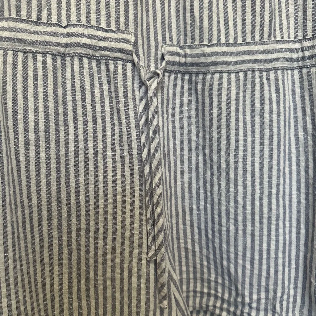 Universal Threads Universal Thread White and Blue Linen Blend Striped Shortsleeve Romper sz large - Image 5