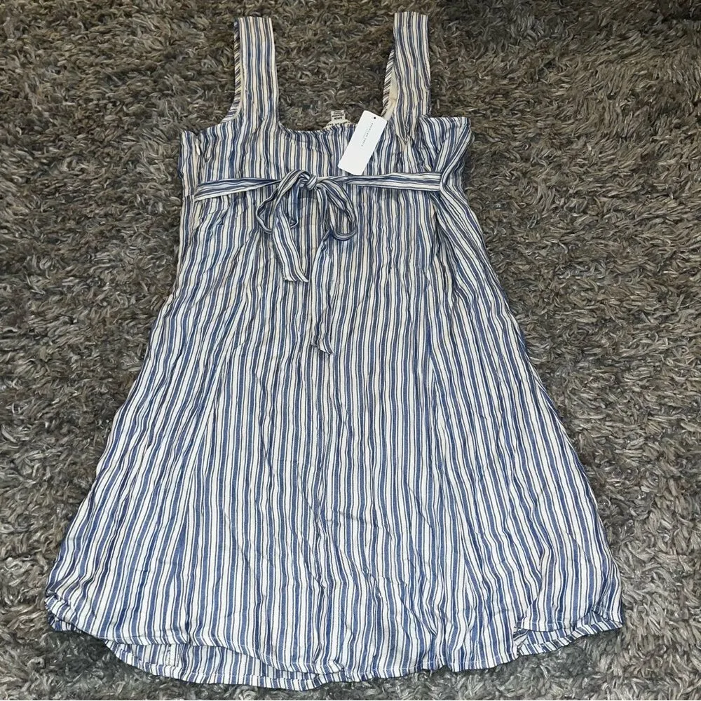 American Eagle Outfitters Women's Blue and White Dress size small - Image 5