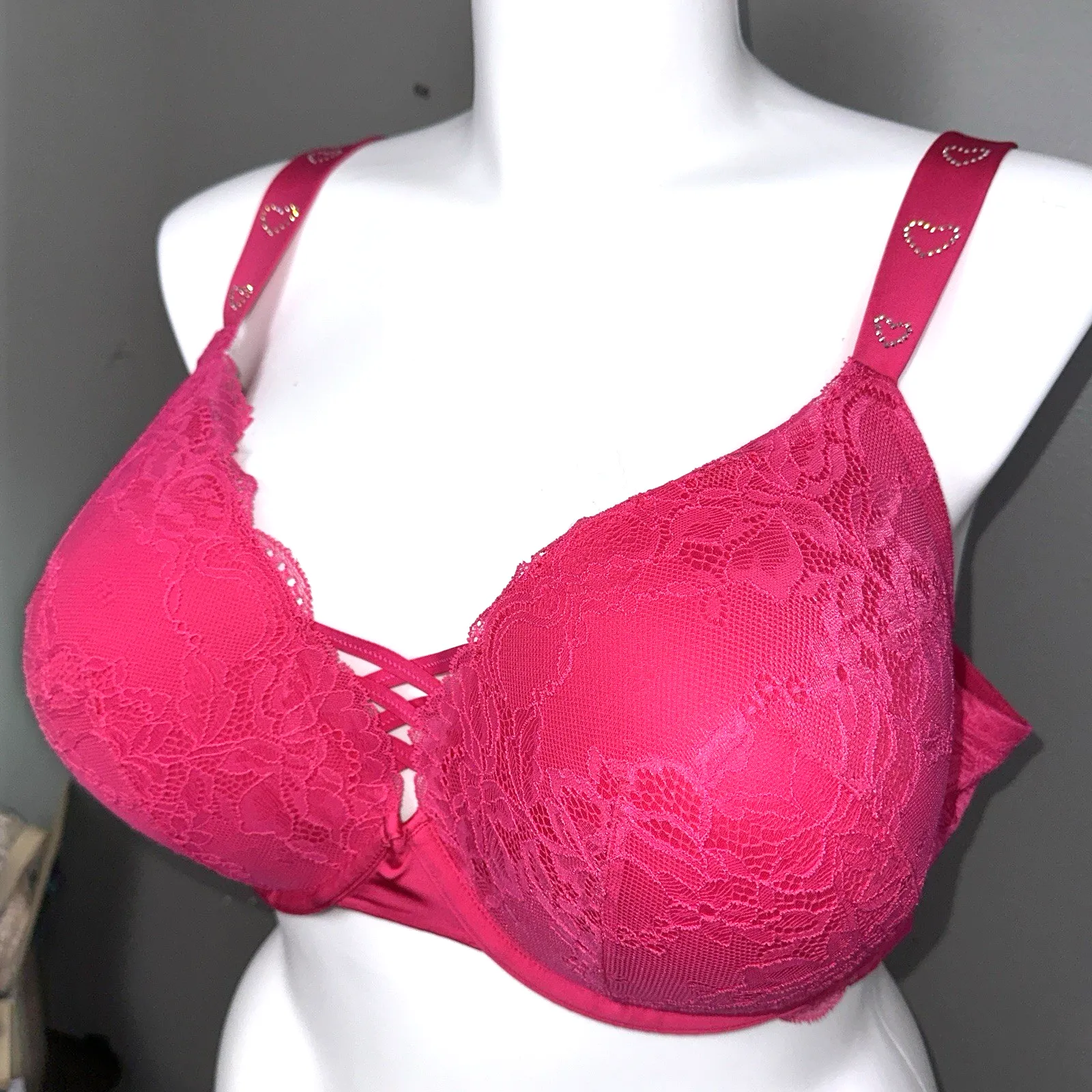 Torrid XO Push-Up Plunge Diamante Bra Size 46DD Rhinestone Hearts Pink Underwire - Image 4