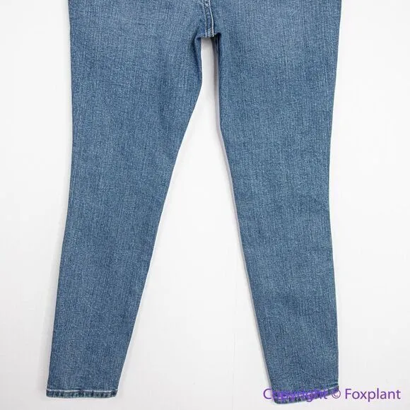 NEW Madewell 10"‎ High-Rise Skinny Jeans in Foregate Wash: Knee-Rip Edition, 28 - Image 11