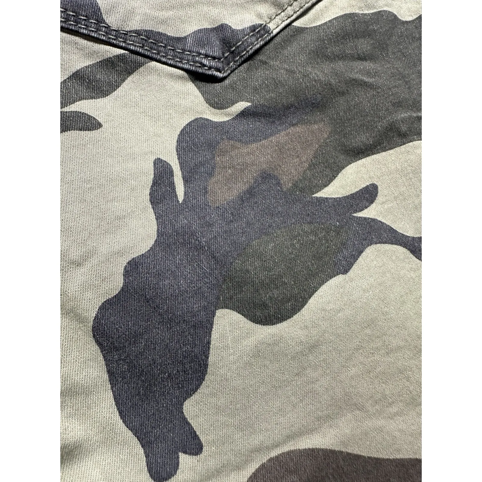 Kancan‎ Women Chino Mini Shorts Size Large Camo Pockets Stretch Comfort - Image 5