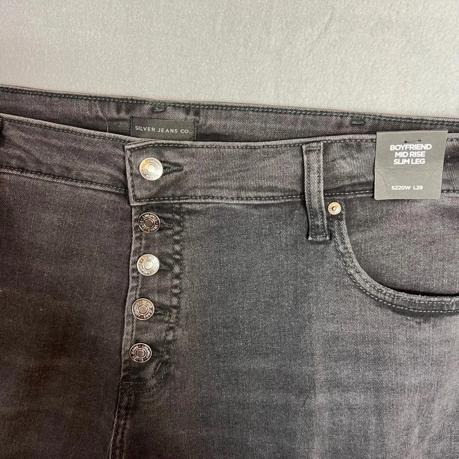 Silver Jeans Co Boyfriend Mid Rise Slim Leg Jeans Plus Sz 20W Distress Black NWT - Image 3