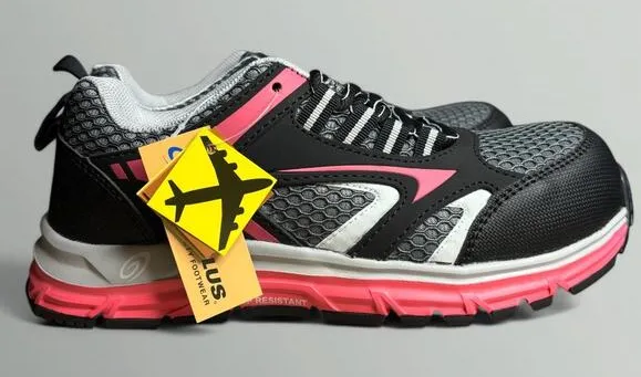 Nautilus Safety Footwear Tempest Low Composite Toe Work Sneakers in Black (Wide) Size 6 - Image 1