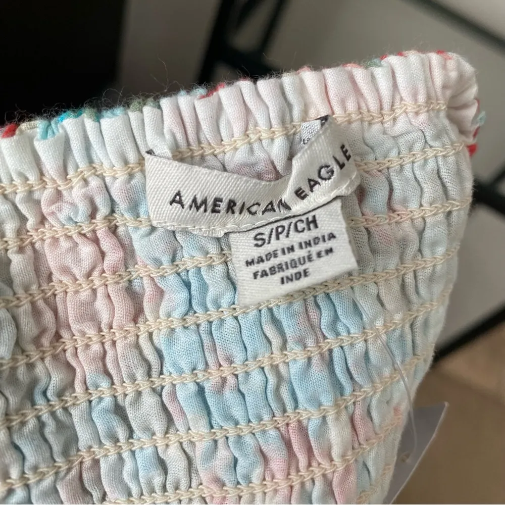 NWT American Eagle Floral Halter Crop Top - Image 4