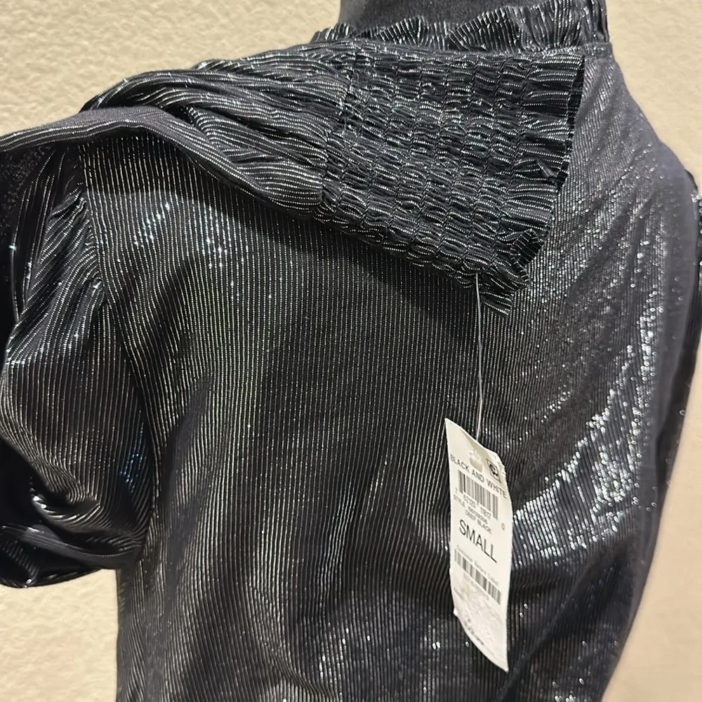 INC International Concepts Vneck Blouse Black - Image 6