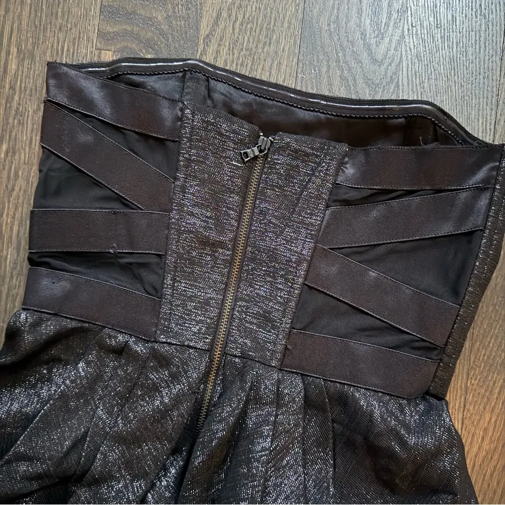 Alice + Olivia Black Sparkly Strapless Mini Dress - Image 6