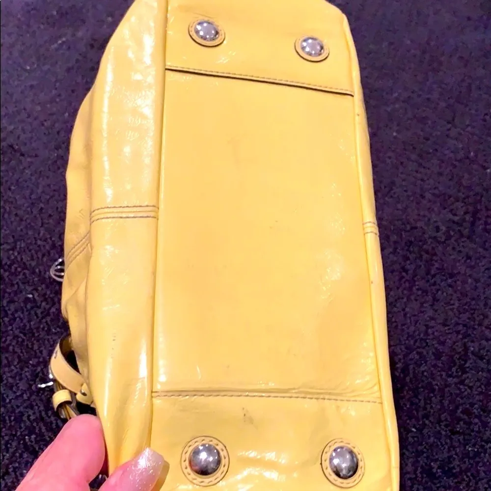 Coach Vintage East West Gallery Patent Leather Tote - Image 7