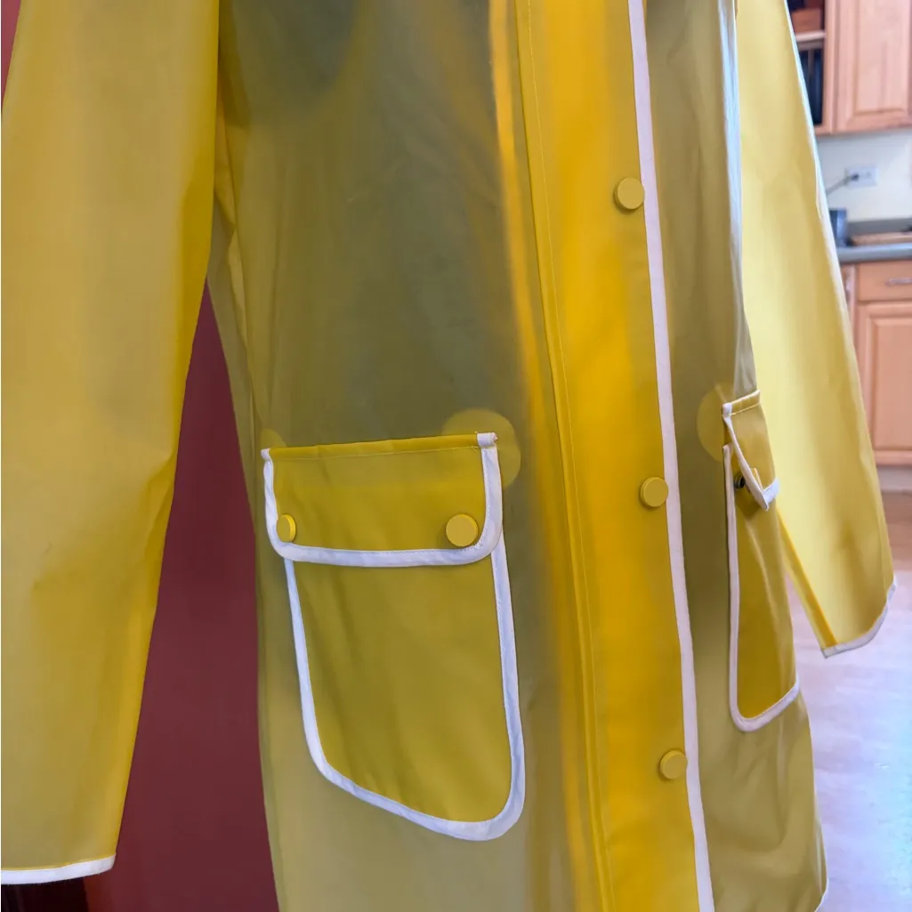 NWOT-Hunter Yellow Hooded Rain Coat - Image 3