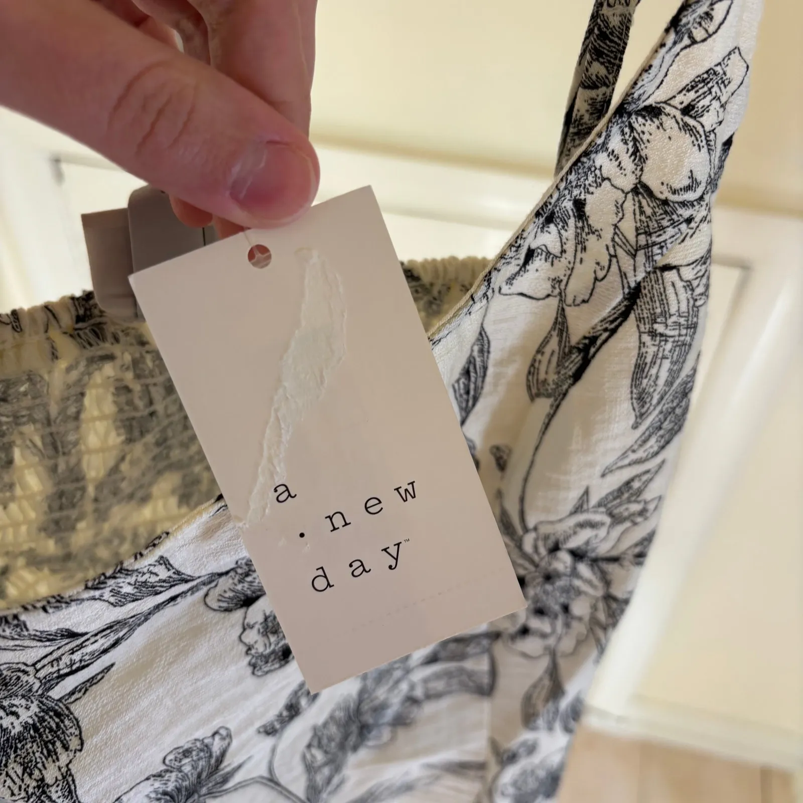 A New Day NWT Women's Mini Woven Tank Dress Cream Floral Size 10 - Image 4