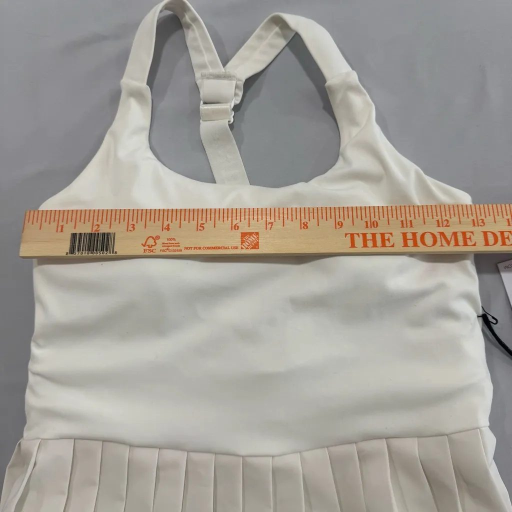 White Baseline tennis dress with pleated tennis shorts Medium NWT - Image 7