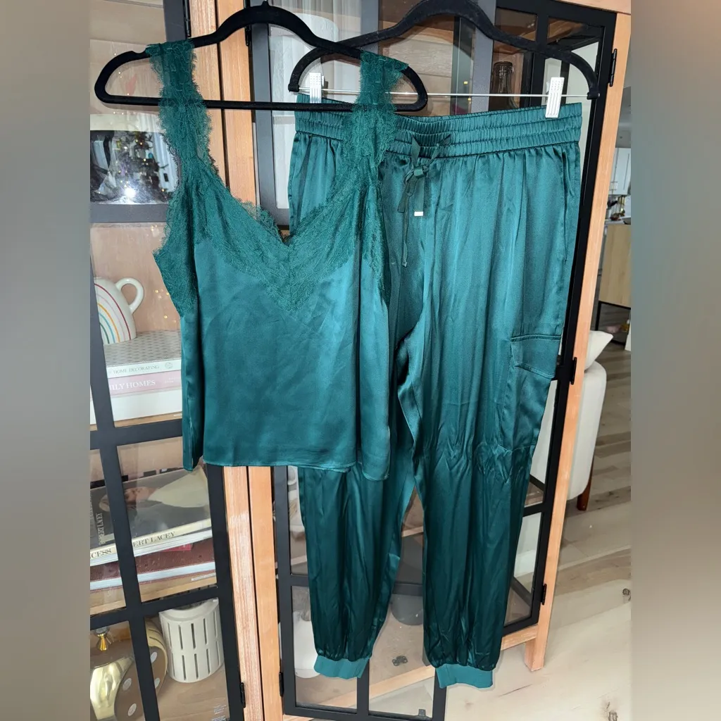 CAMI NYC Silk lace tank top joggers pants trousers pine emerald elsie set - Image 7