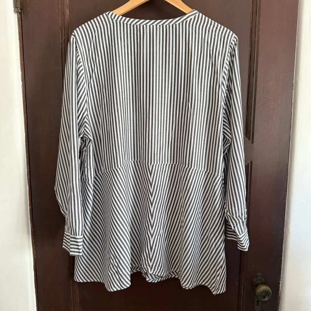 J.JILL | Grey and White Striped Button down Tunic Blouse | Extra large Petite - Image 2