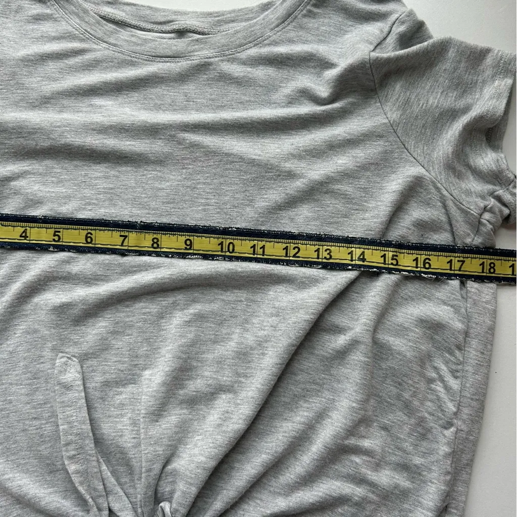 Gray Knot Front Women Top Size M - Image 6